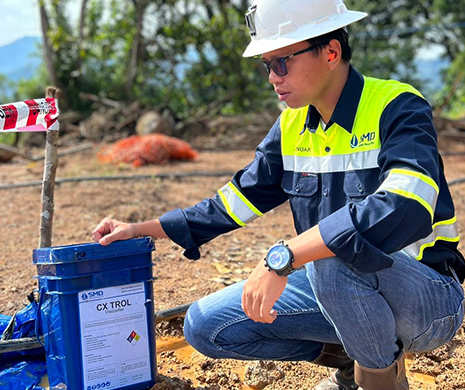 Ingeniero de lodo en Indonesia.